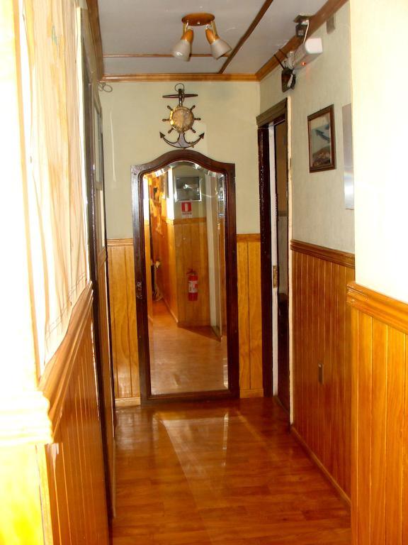 Hostal Victoria Punta Arenas Chambre photo