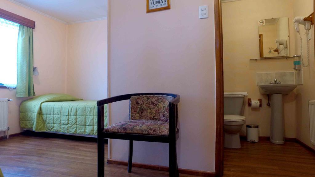 Hostal Victoria Punta Arenas Extérieur photo