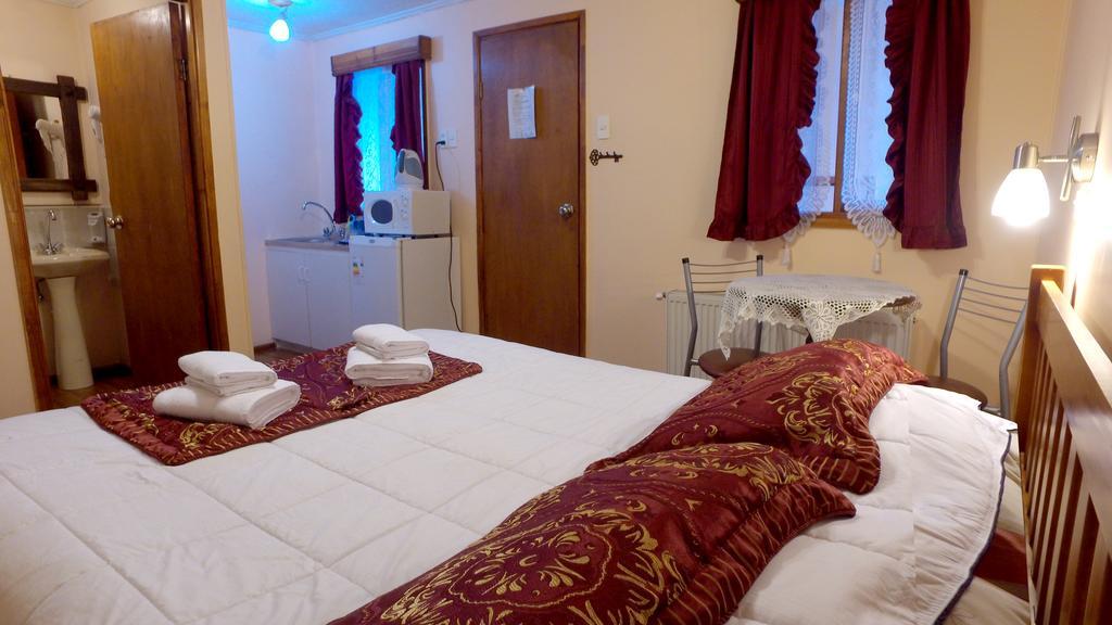 Hostal Victoria Punta Arenas Extérieur photo