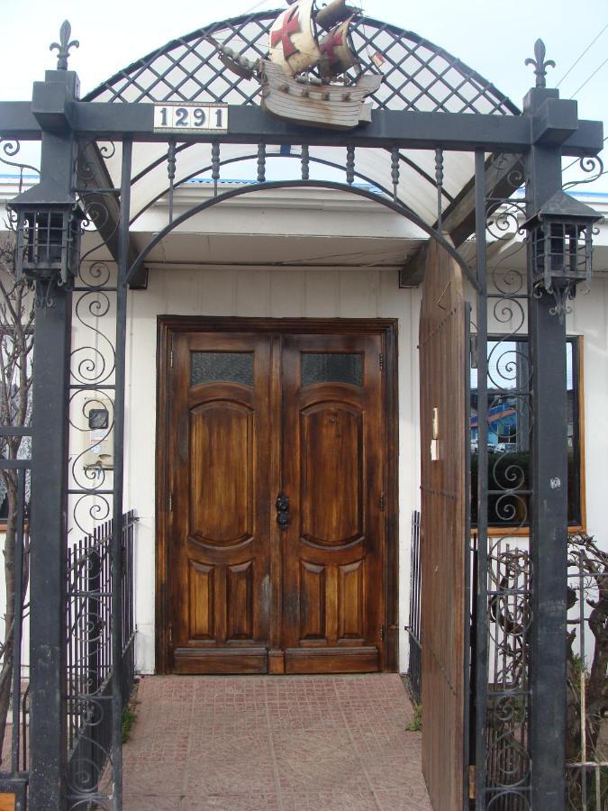 Hostal Victoria Punta Arenas Extérieur photo